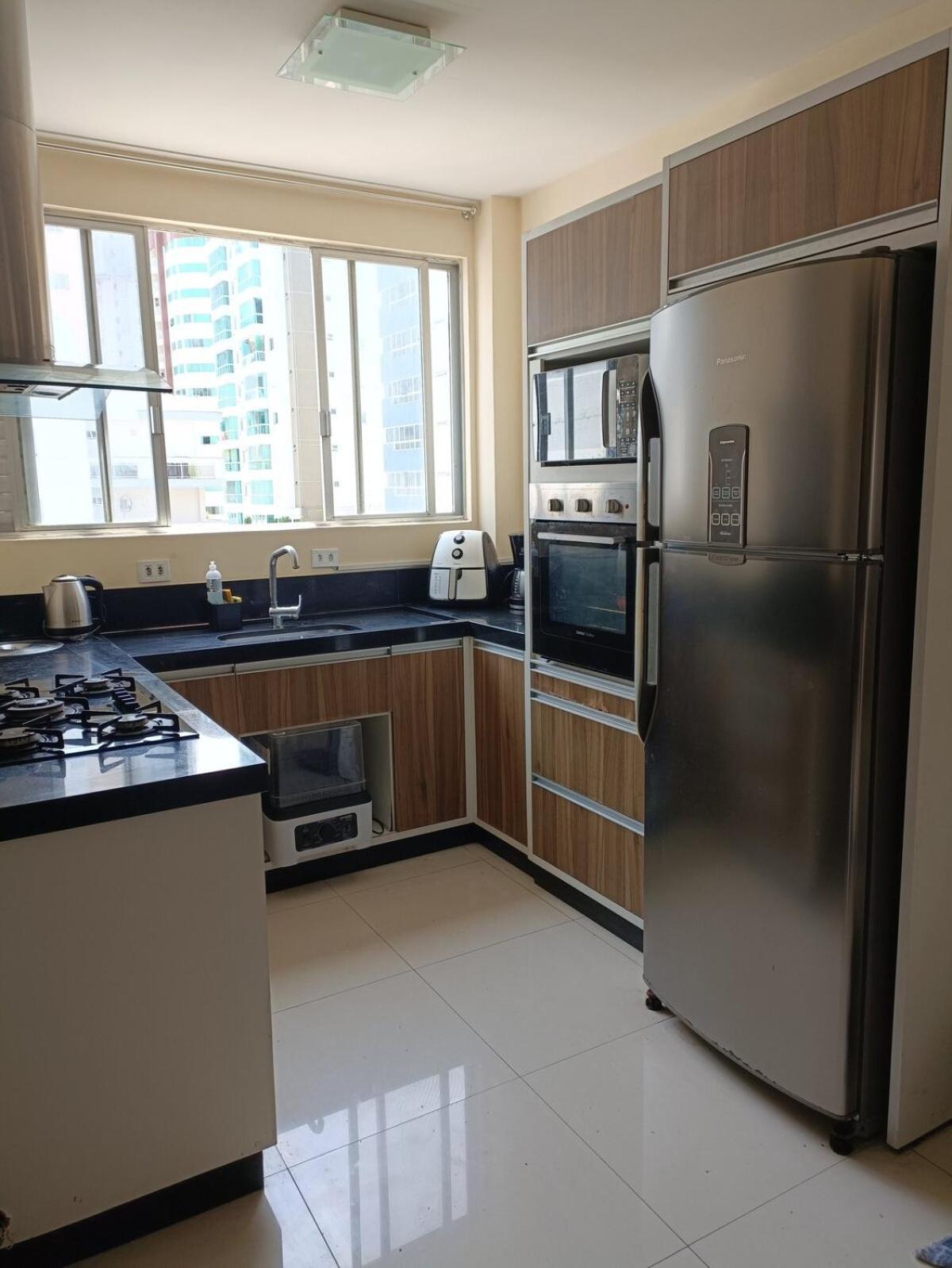 Na Av Brasil Bc Apartamento *